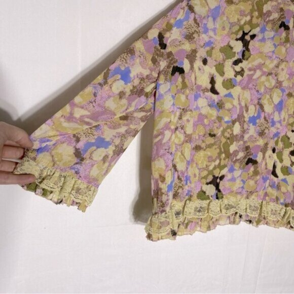 Lloyd Williams Yellow Purple Semi Sheer Abstract Print Button Up Mock Neck Top M - Picture 10 of 14
